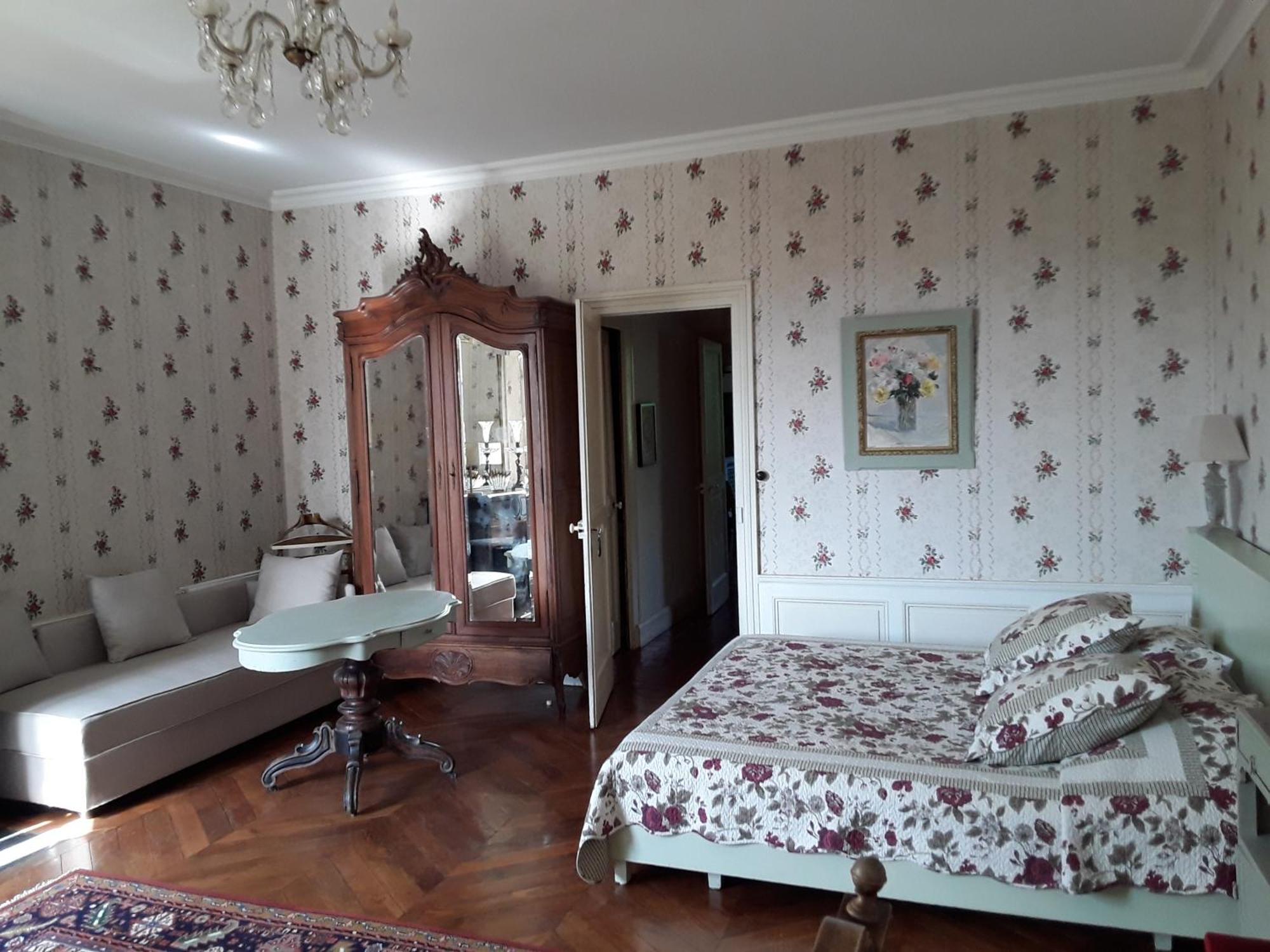 Chateau De Prety - Maison D'Hotes Bed & Breakfast Bagian luar foto