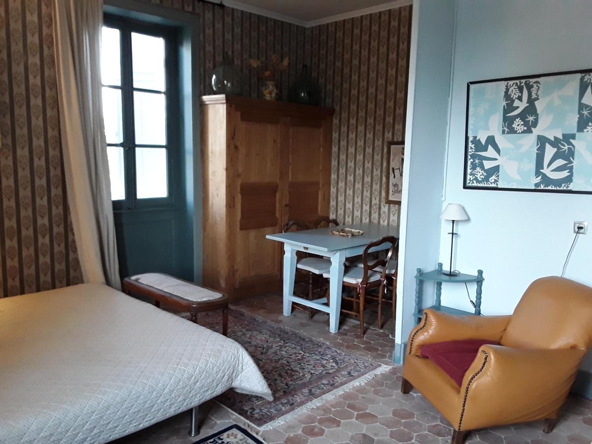 Chateau De Prety - Maison D'Hotes Bed & Breakfast Bagian luar foto