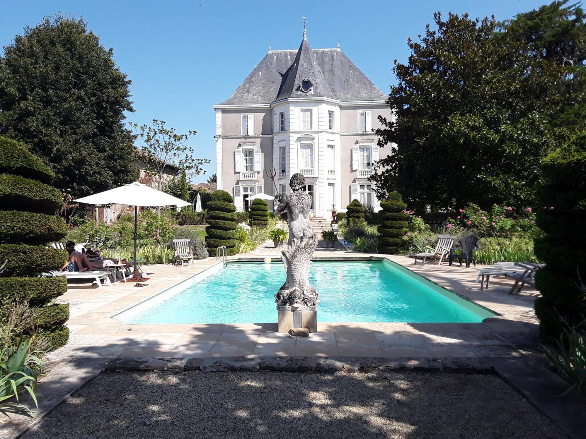 Chateau De Prety - Maison D'Hotes Bed & Breakfast Bagian luar foto