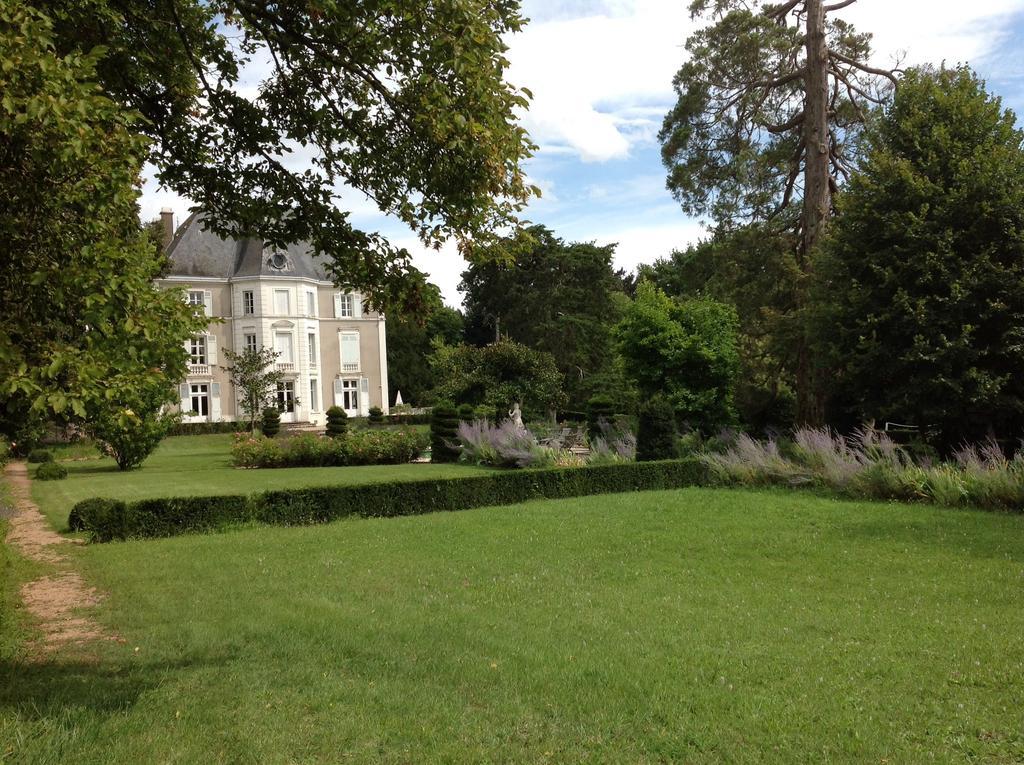 Chateau De Prety - Maison D'Hotes Bed & Breakfast Bagian luar foto