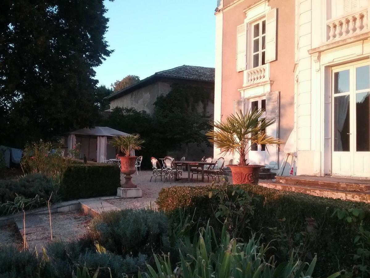 Chateau De Prety - Maison D'Hotes Bed & Breakfast Bagian luar foto