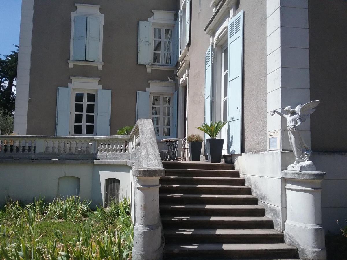 Chateau De Prety - Maison D'Hotes Bed & Breakfast Bagian luar foto